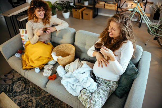 nesting party pregnant woman with friends
